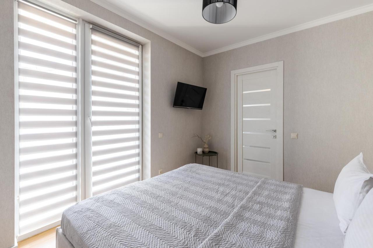 Apartment Inshiapartments On Hazova Str